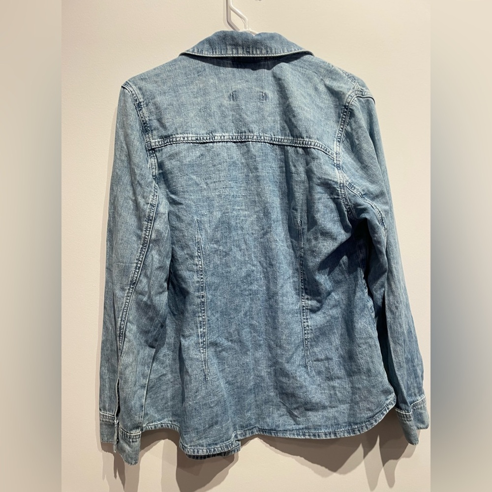 Universal Thread Women's Denim Western Button-Down Shirt Light Wash 14 NWT - Picture 3 of 5